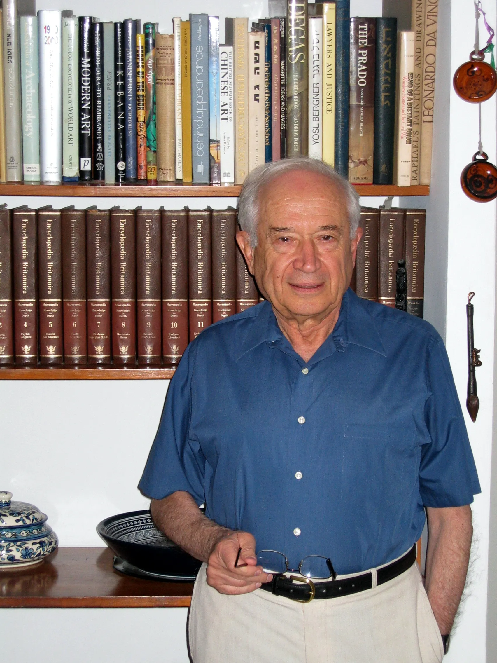 Portrait of the chemist Raphael Mechoulam.